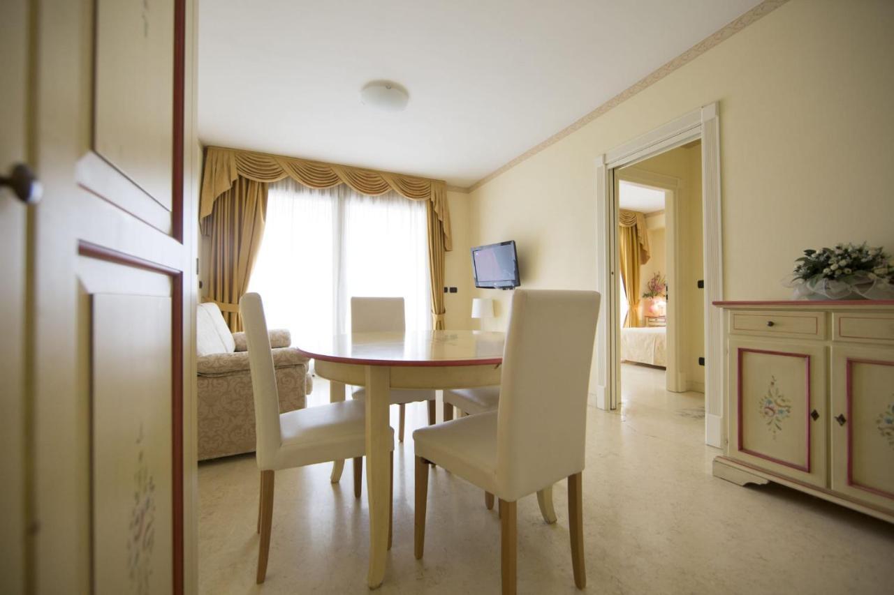 Appartamento Du Lac 1 Desenzano del Garda Ngoại thất bức ảnh